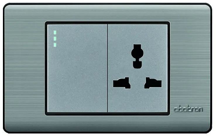 Tomacorriente Universal Empotrar