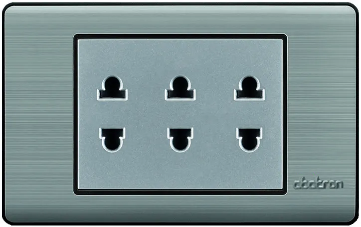 Tomacorriente Triple Empotrar